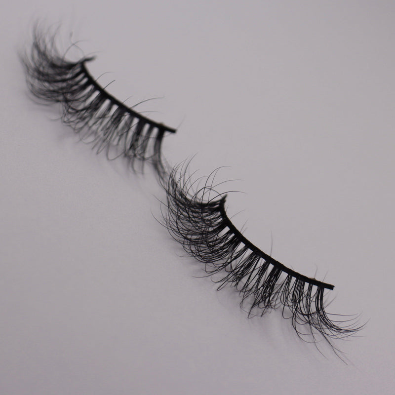 Donatella - False eyelashes - Lash Boom