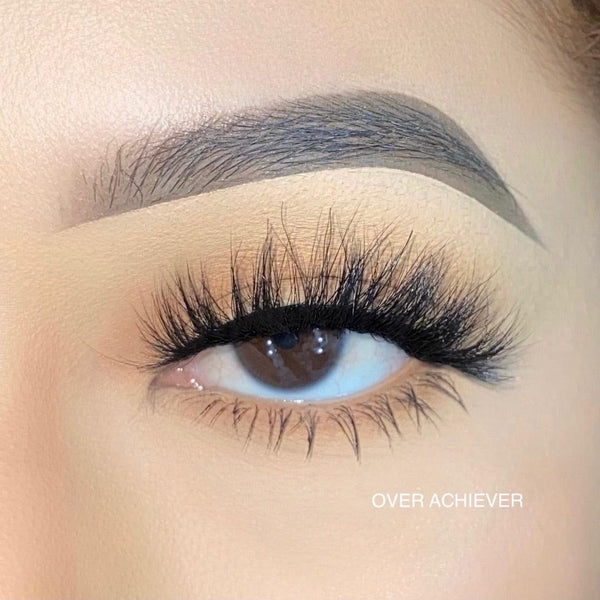 Over Achiever - False eyelashes - Lash Boom