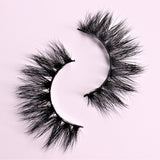 Over Achiever - False eyelashes - Lash Boom